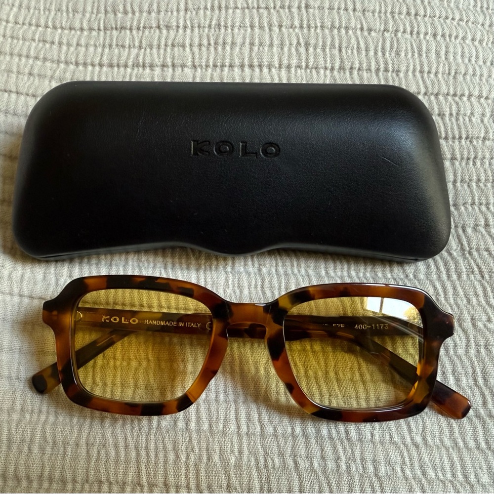 Tortoise Shell Sunglasses - Picture 2 of 9